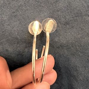 Kendra Scott stunning hoops